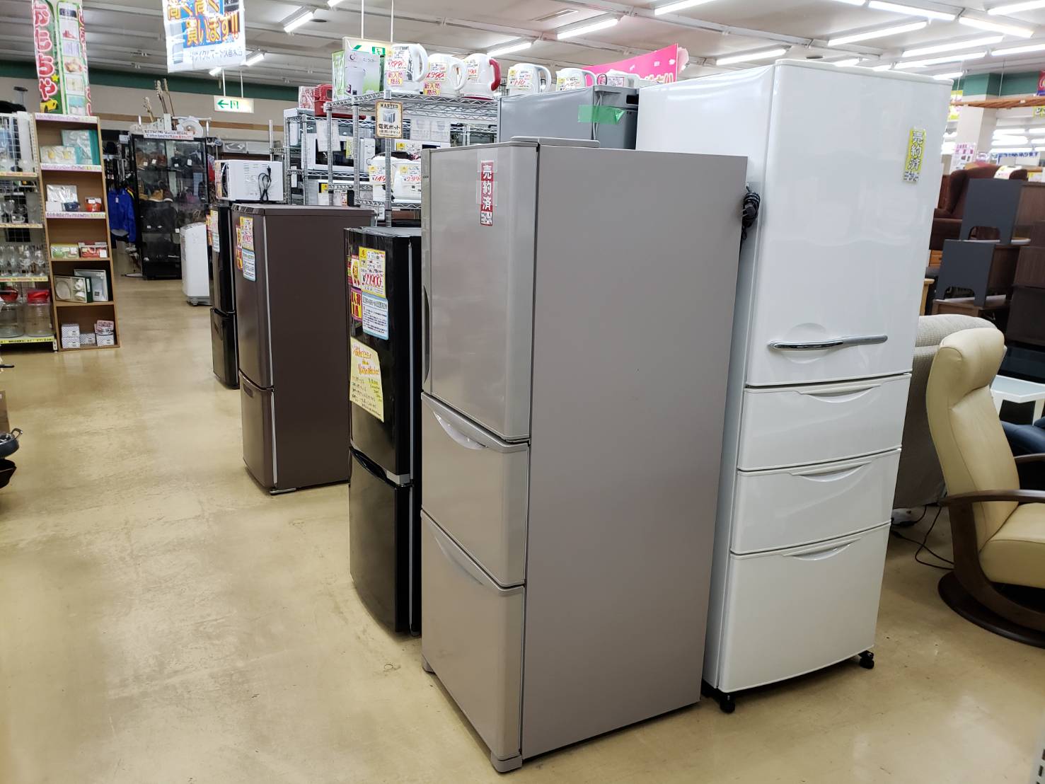 ファミリー冷蔵庫強化買取中です。買取を検討されているなら当店にお任せください！！