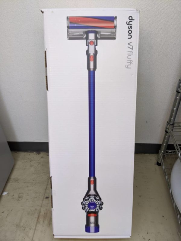 出張買取 不用品買取好評受付中 吸引力が変わらない でおなじみの ダイソン Dyson スティッククリーナー V7 Fuffy を買取致しました リサイクルショップ 福岡県 福岡市 不用品買取の リサイクルマート