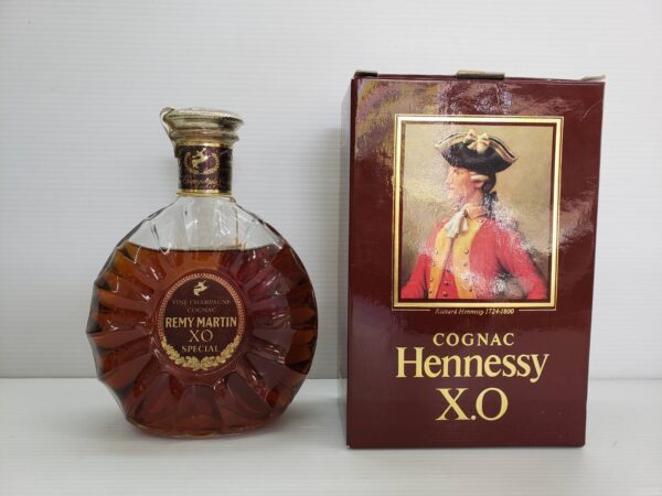 Hennessy　X.O　グリーンボトル　金キャップ　/　REMY　MARTIN　XO　買取致しました！ - リサイクルマートは現在冷蔵庫の買取、家具の買取強化中です！お気軽にお問い合わせください。