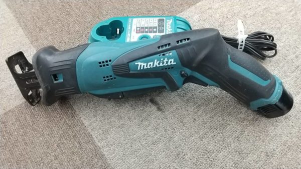 【makita マキタ 10.8V充電式レシプロソー JR101D】を買取致しました！！ - リサイクルマートは現在冷蔵庫の買取、家具の買取強化中です！お気軽にお問い合わせください。