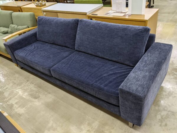 【BoConcept ボーコンセプト I.D.V.ソファー ２Pワイドソファー 参305,700円】を買取いたしました! - リサイクルマートは現在冷蔵庫の買取、家具の買取強化中です！お気軽にお問い合わせください。