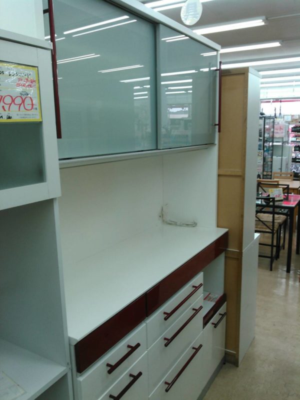 【2面レンジボード　キッチン家具　収納家具　140cm　モリタインテリア　赤　美品】買い取り致しました！ - リサイクルマートは現在冷蔵庫の買取、家具の買取強化中です！お気軽にお問い合わせください。