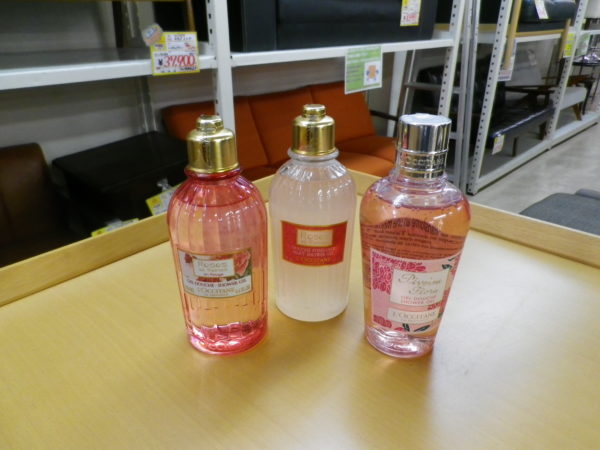 【ロクシタン L’occitane ローズ シャワージェル 250ml 3本】買取させて頂きました！ - リサイクルマートは現在冷蔵庫の買取、家具の買取強化中です！お気軽にお問い合わせください。