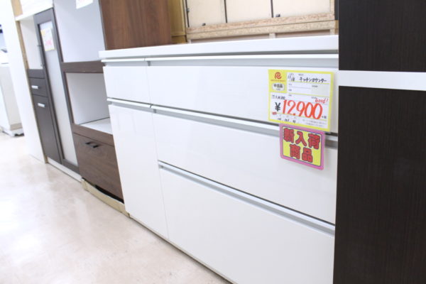 【キッチンカウンター 食器棚 幅120cm☓奥行き50cm☓高さ86cm ホワイト】を買取させて頂きました！ - リサイクルマートは現在冷蔵庫の買取、家具の買取強化中です！お気軽にお問い合わせください。