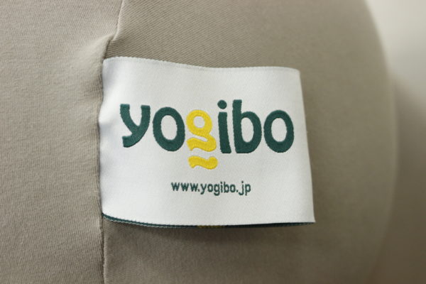 (福岡市南区)Yogibo / ヨギボー 抱き枕 ビーズ クッション 素敵な家具家電の買取お待ちしております♪ - リサイクルマートは現在冷蔵庫の買取、家具の買取強化中です！お気軽にお問い合わせください。