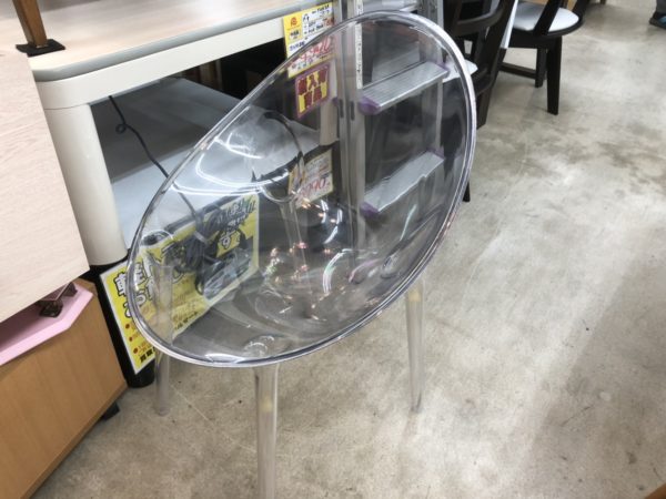 Kartell カルテル フィリップスタルク Mr.IMPOSSIBLE チェア イタリア家具 をお買取りさせて頂きました!! - リサイクルマートは現在冷蔵庫の買取、家具の買取強化中です！お気軽にお問い合わせください。