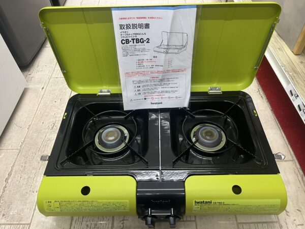 Iwatami BBQフラットツイングリル　CB-TBG-2 2019年製　参考価格¥17,800円　美品　キャンプ用品　ガスコンロを入荷致しました。 - リサイクルマートは現在冷蔵庫の買取、家具の買取強化中です！お気軽にお問い合わせください。