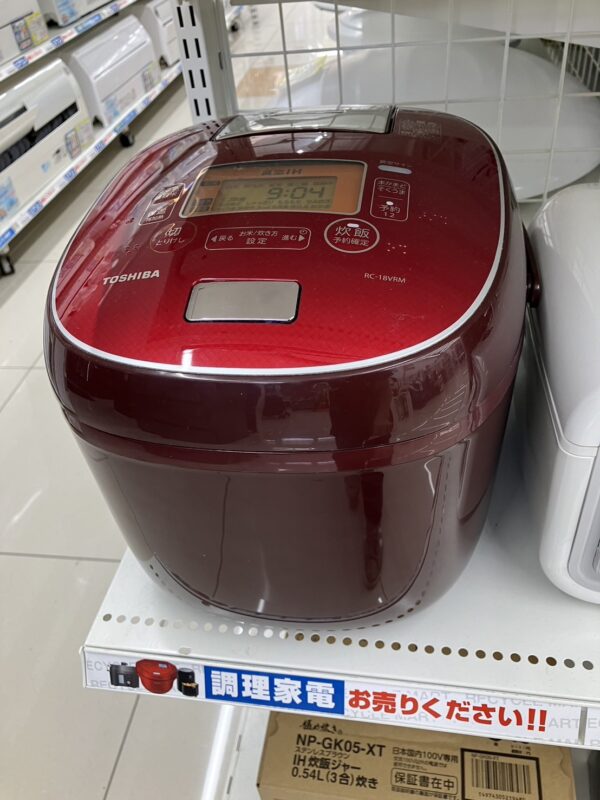 【東芝/TOSHIBA/RC-18VRM/10合炊飯器/18年製】お買取りさせて頂きました！ - リサイクルマートは現在冷蔵庫の買取、家具の買取強化中です！お気軽にお問い合わせください。