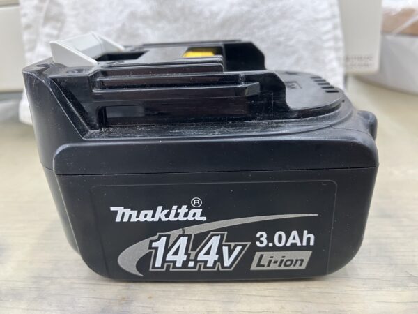 今回は【makita/マキタ/14.4ｖ/3.0ah/バッテリー/中古品】をお買取致しました！！ - リサイクルマートは現在冷蔵庫の買取、家具の買取強化中です！お気軽にお問い合わせください。